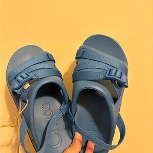 NWT Chaco Kids Chillos Sport Sandal Size 4